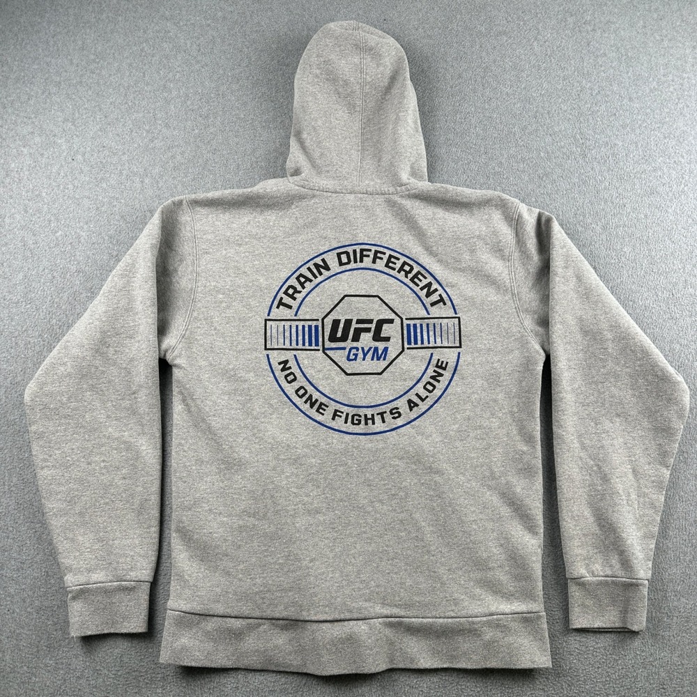 UFC Gym Hoodie Mens Medium Gray Train Different Pullover Graphic Sweatshirt MMA